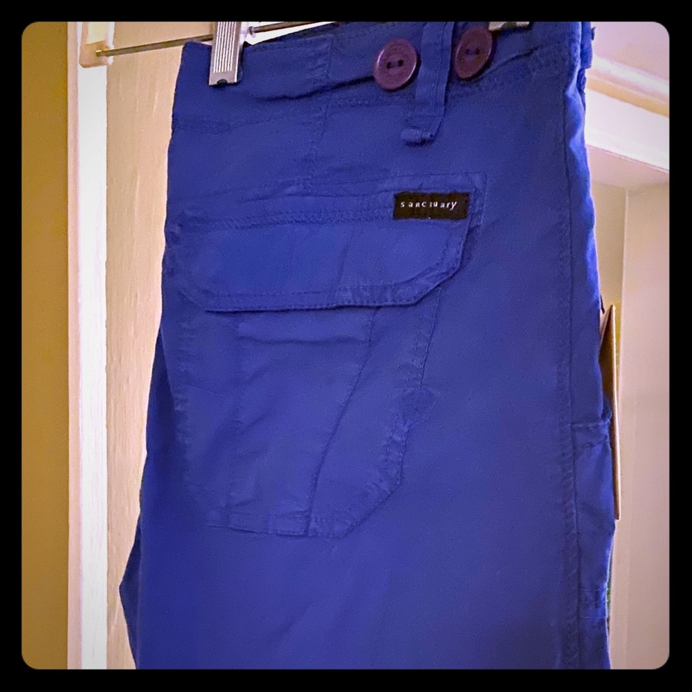NWT, Sanctuary capri pants